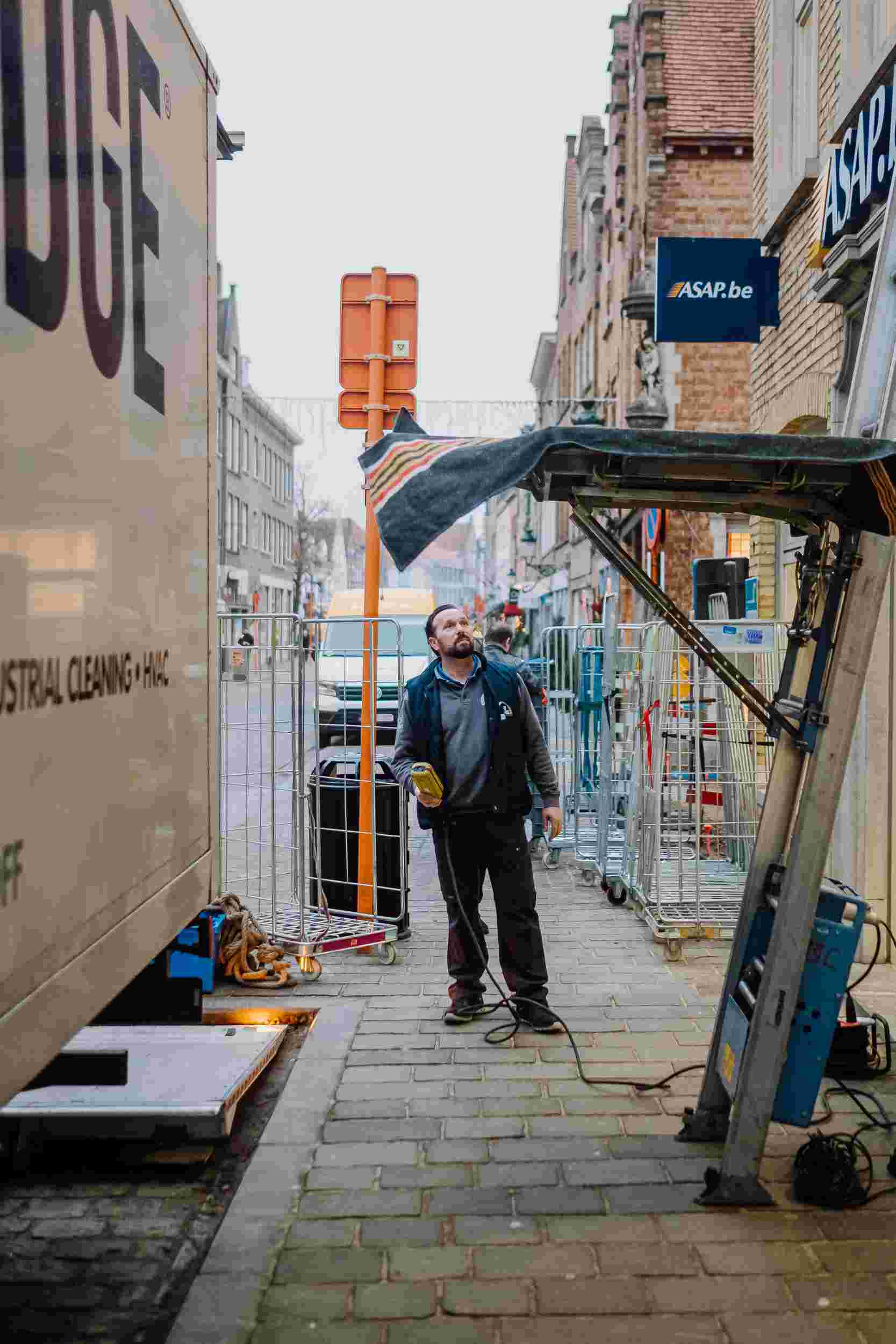 MovingLogistics -7 reduced